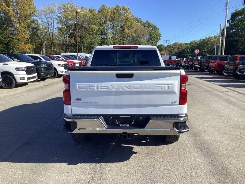 2026 Chevrolet Silverado 1500 LT - Photo 6