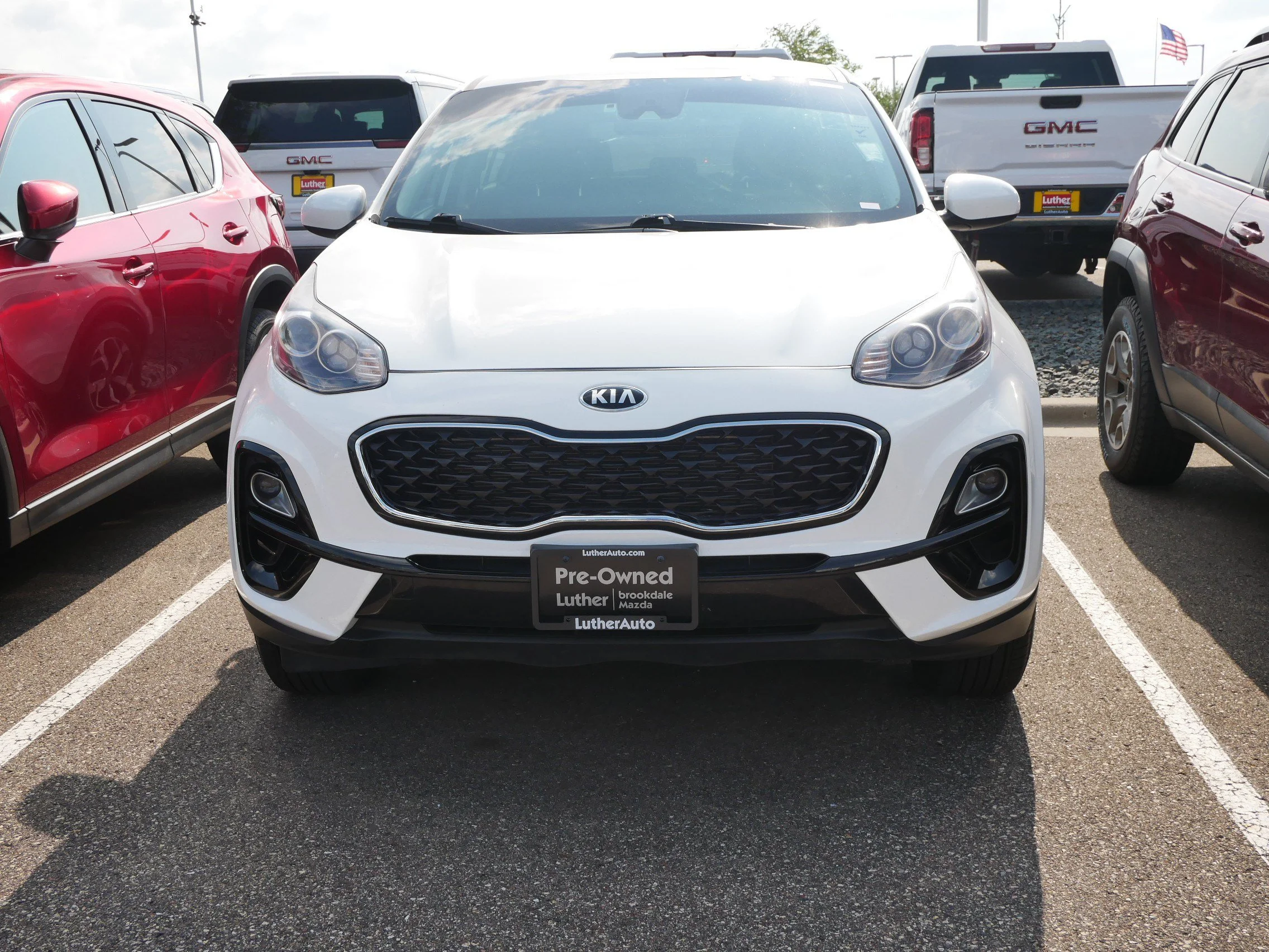 Used 2021 Kia Sportage LX with VIN KNDPMCAC9M7905945 for sale in Brooklyn Center, Minnesota