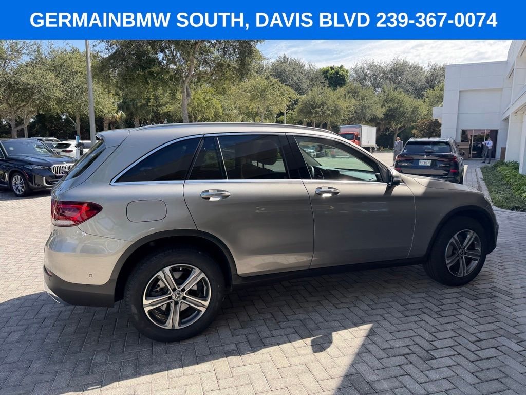 Used 2022 Mojave Silver Metallic Mercedes-Benz GLC 300 image 10