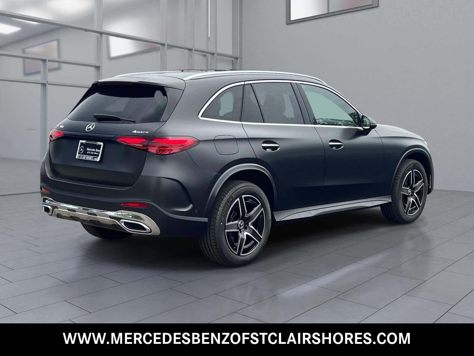 New 2026 MANUFAKTUR exclusive graphite grey magno Mercedes-Benz GLC 300 image 6