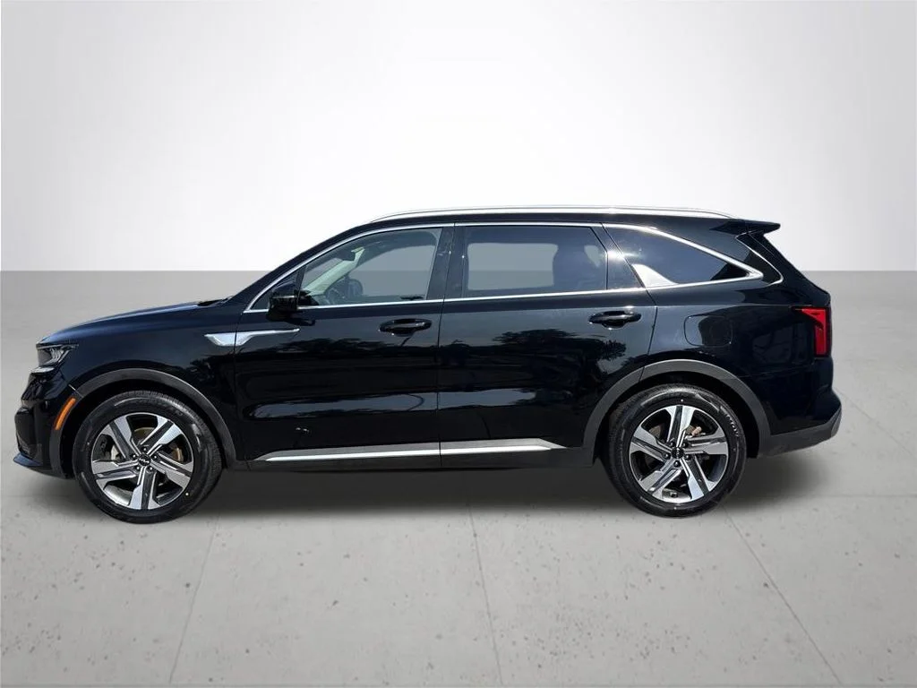 Used 2023 Black Kia EX image 10