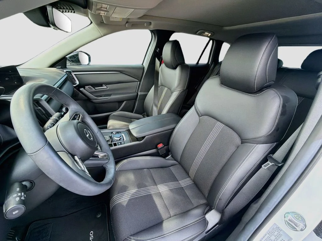 Used 2025 Wind Chill Pearl Mazda 2.5 S Premium Package image 23
