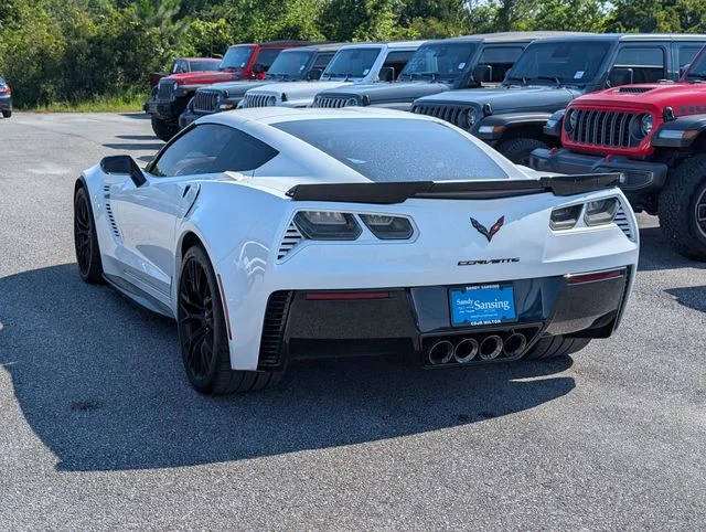 Used 2018 White Chevrolet Z06 image 3