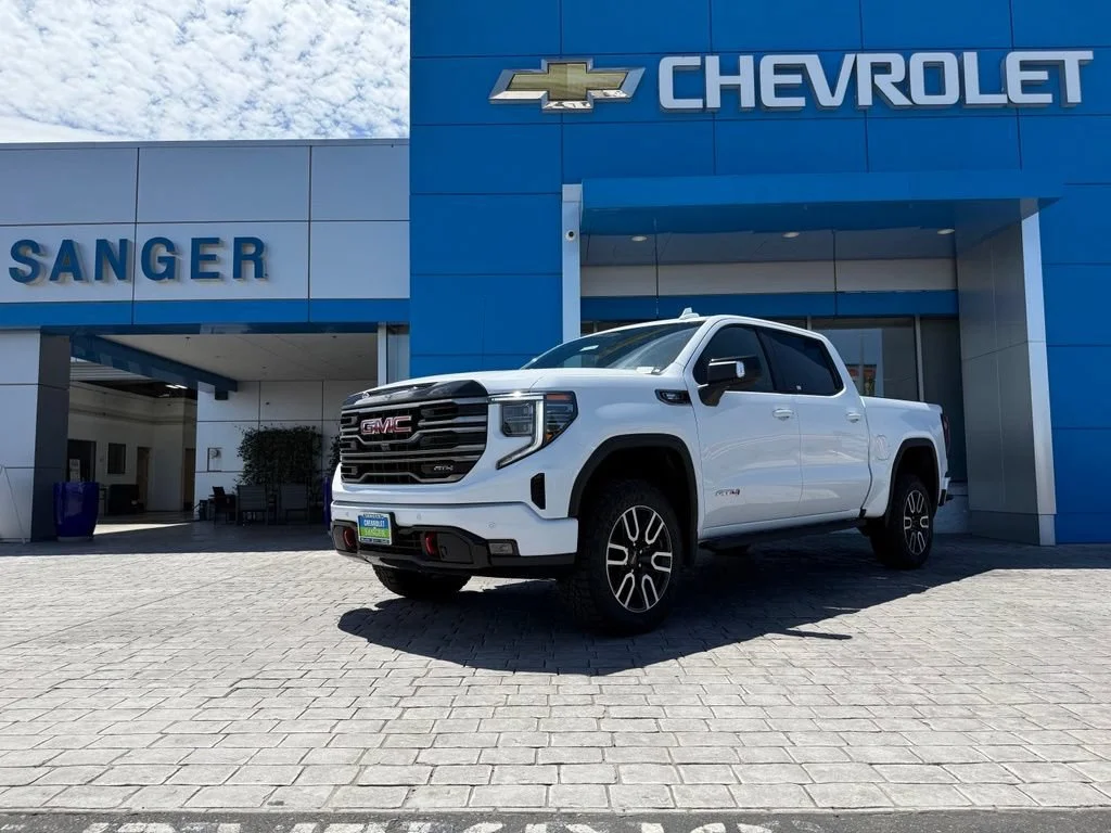 New 2026 Summit White GMC AT4 image 2