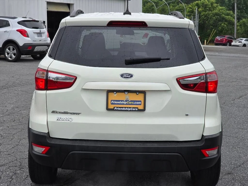 Used 2021 White Ford SE image 25