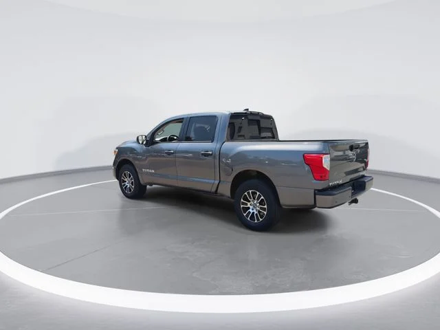 Used 2024 Gray Nissan SV image 6