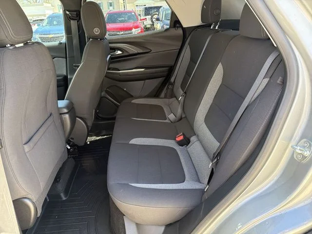 Used 2023 Gray Chevrolet LT image 23