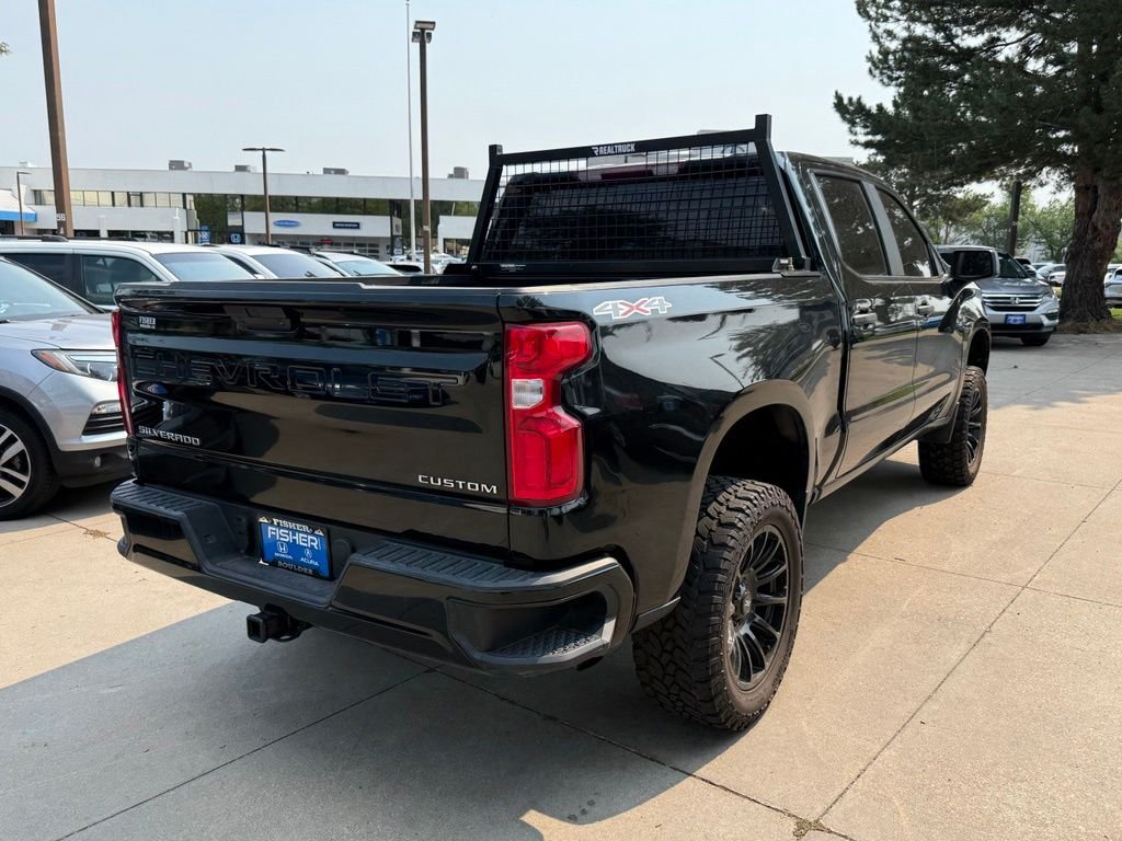 Used 2022 Black Chevrolet Custom image 4
