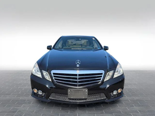 Used 2010 Black Mercedes-Benz E 350 image 2