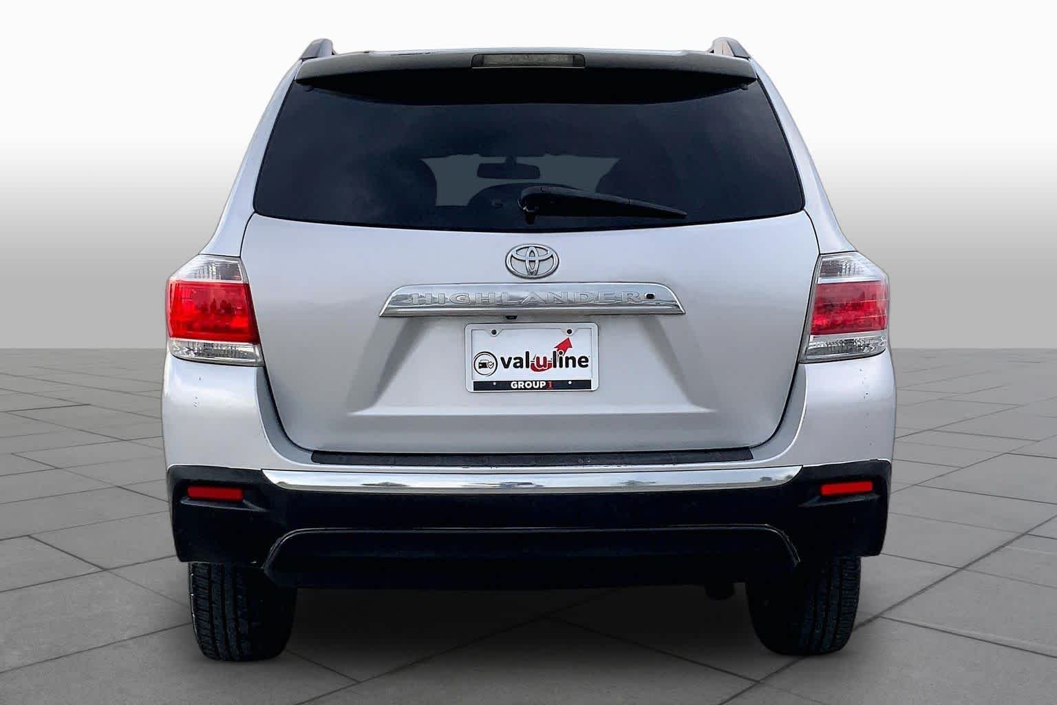 Used 2013 Classic Silver Metallic Toyota Plus image 4