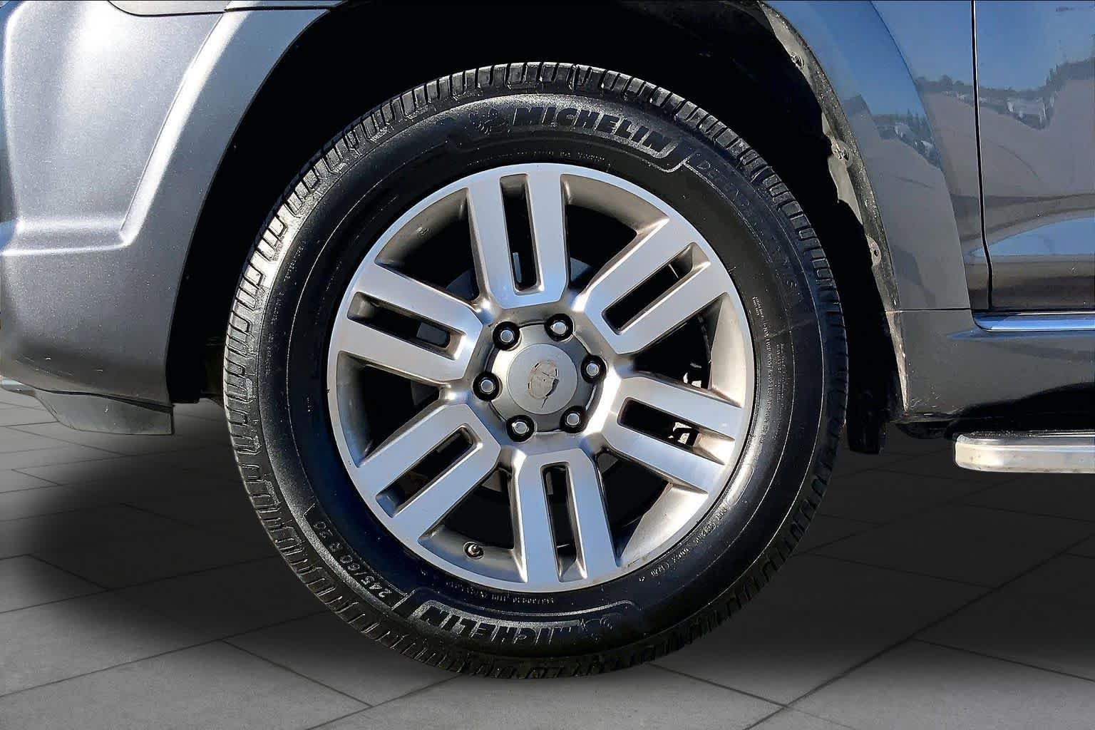 Used 2013 Magnetic Gray Metallic Toyota Limited image 11