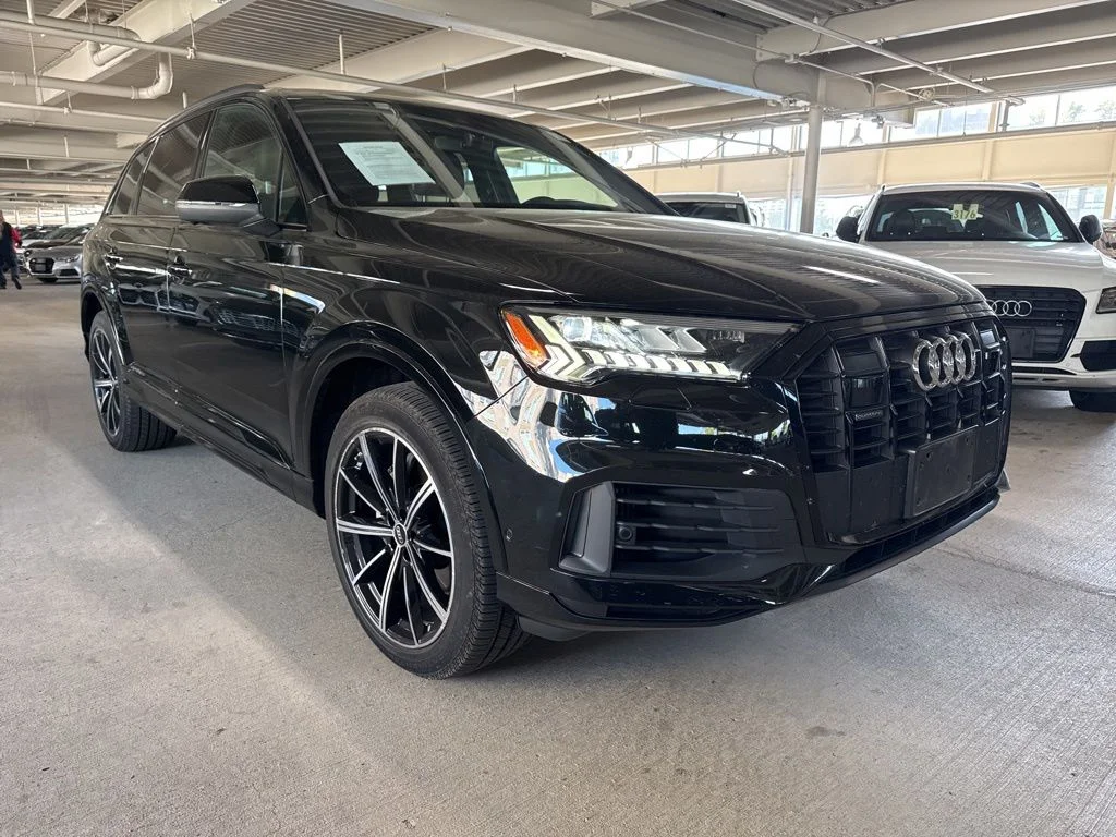 2023 Audi Q7 55 Premium Plus quattro Tiptronic's photo