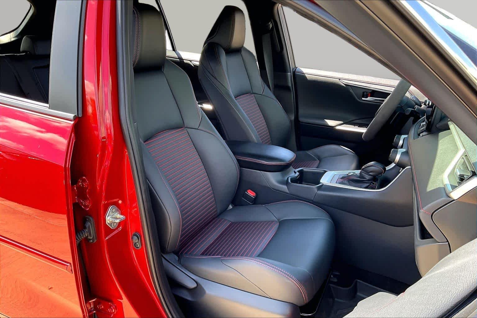 Used 2025 Supersonic Red/Midnight Black Metallic Toyota XSE image 9