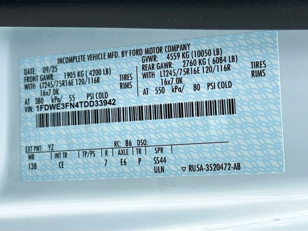 New 2026 Oxford White Ford E-350 SRW image 28
