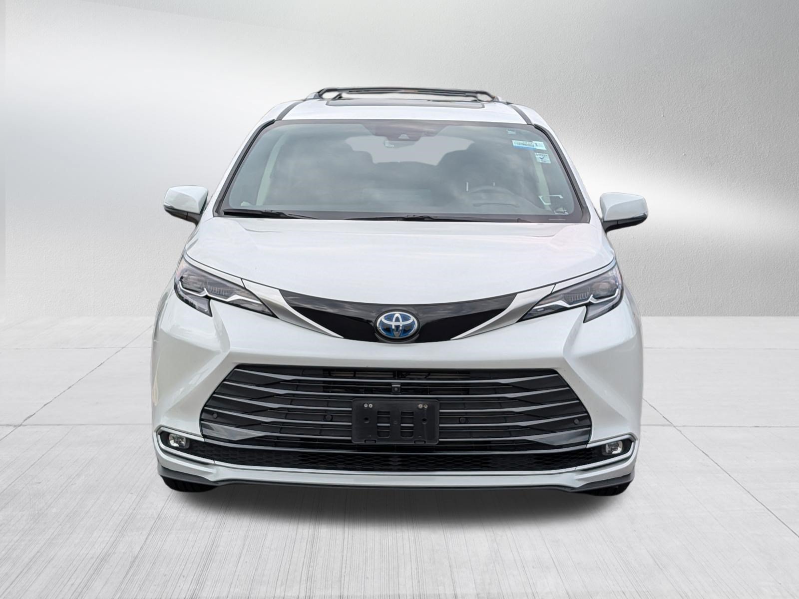 Used 2024 Toyota Sienna Platinum with VIN 5TDESKFC4RS113764 for sale in Bloomington, Minnesota