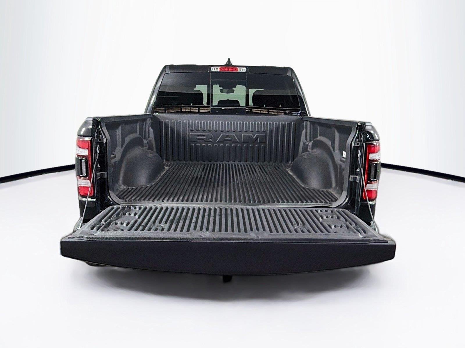 Used 2023 Diamond Black Crystal Pearlcoat Ram Big Horn image 14