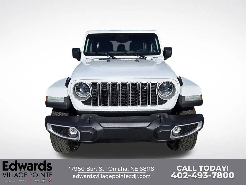 New 2026 Bright White Clear-Coat Exterior Paint Jeep Sahara image 8