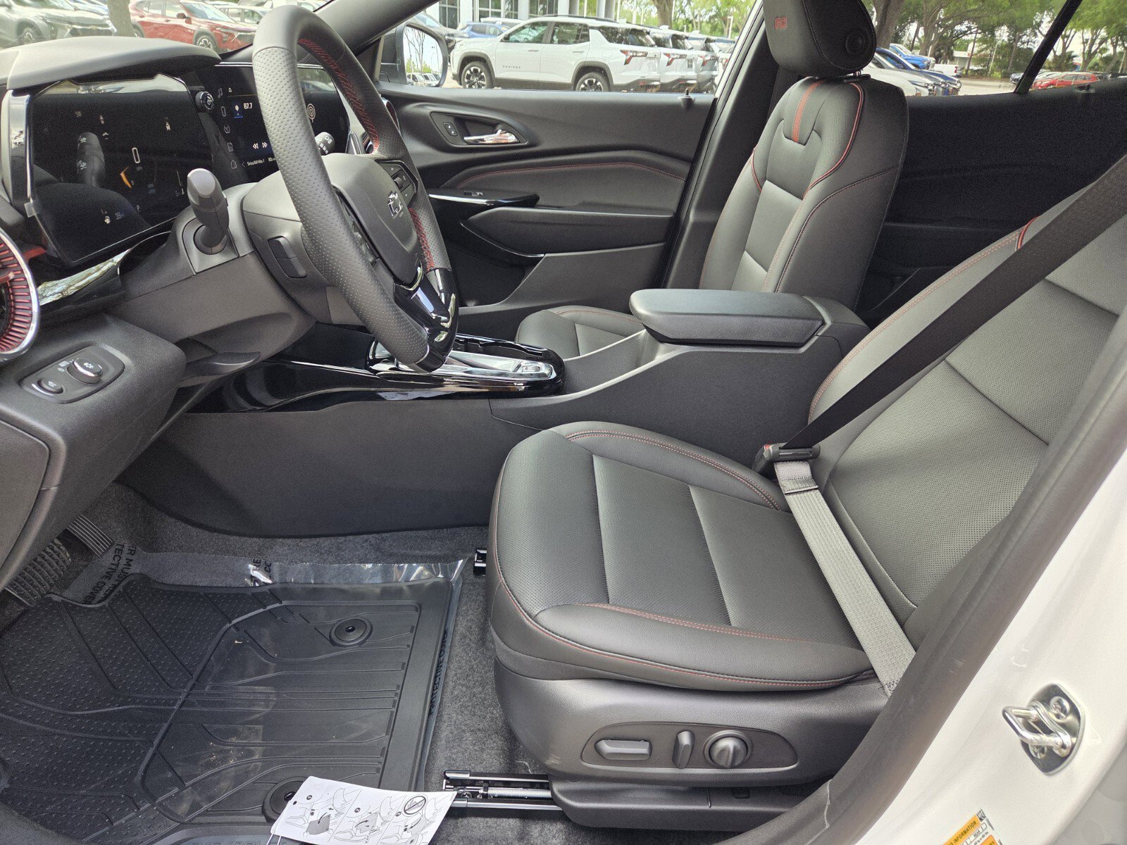2026 Chevrolet Trax RS - Photo 21