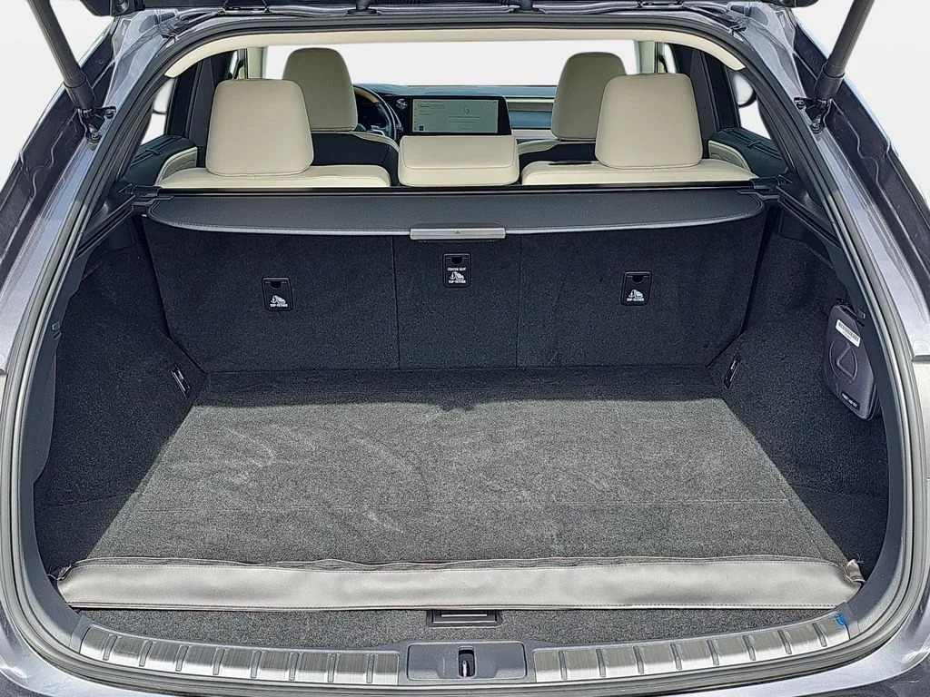 Certified Used 2025 CLOUDBURST GRAY Lexus 450h+ Luxury image 10