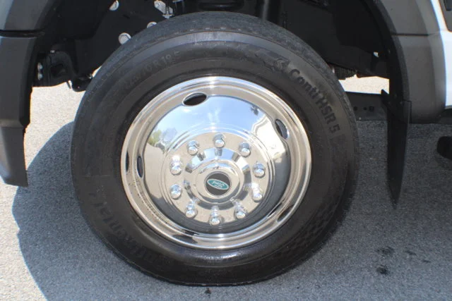 Used 2024 White Ford XL image 7