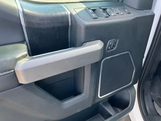Used 2019 White Ford Platinum image 11