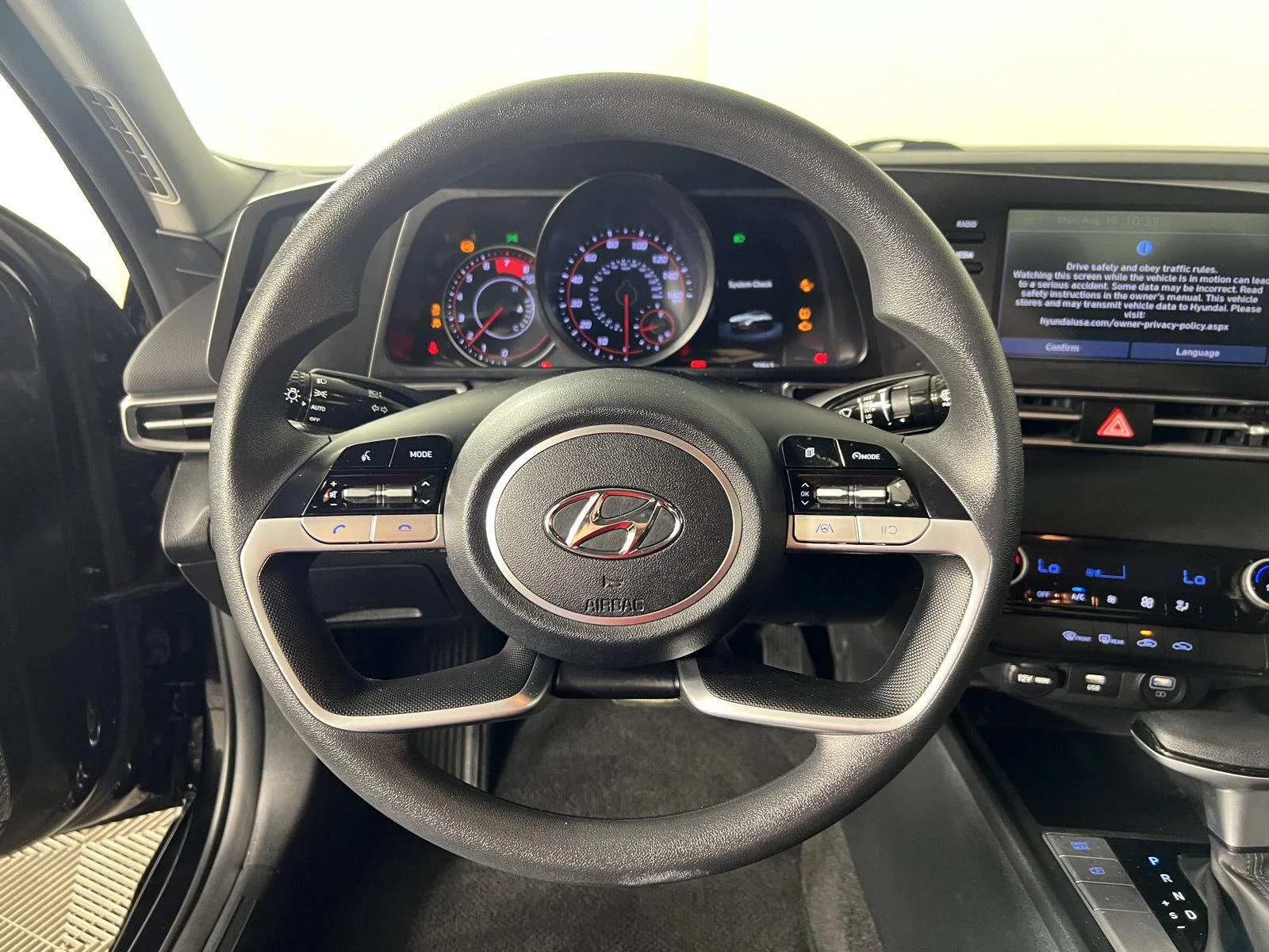 Used 2023 Phantom Black Hyundai SEL image 15