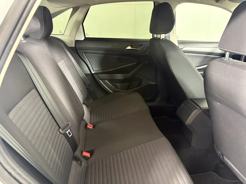 Used 2022  Volkswagen 1.5T S image 17