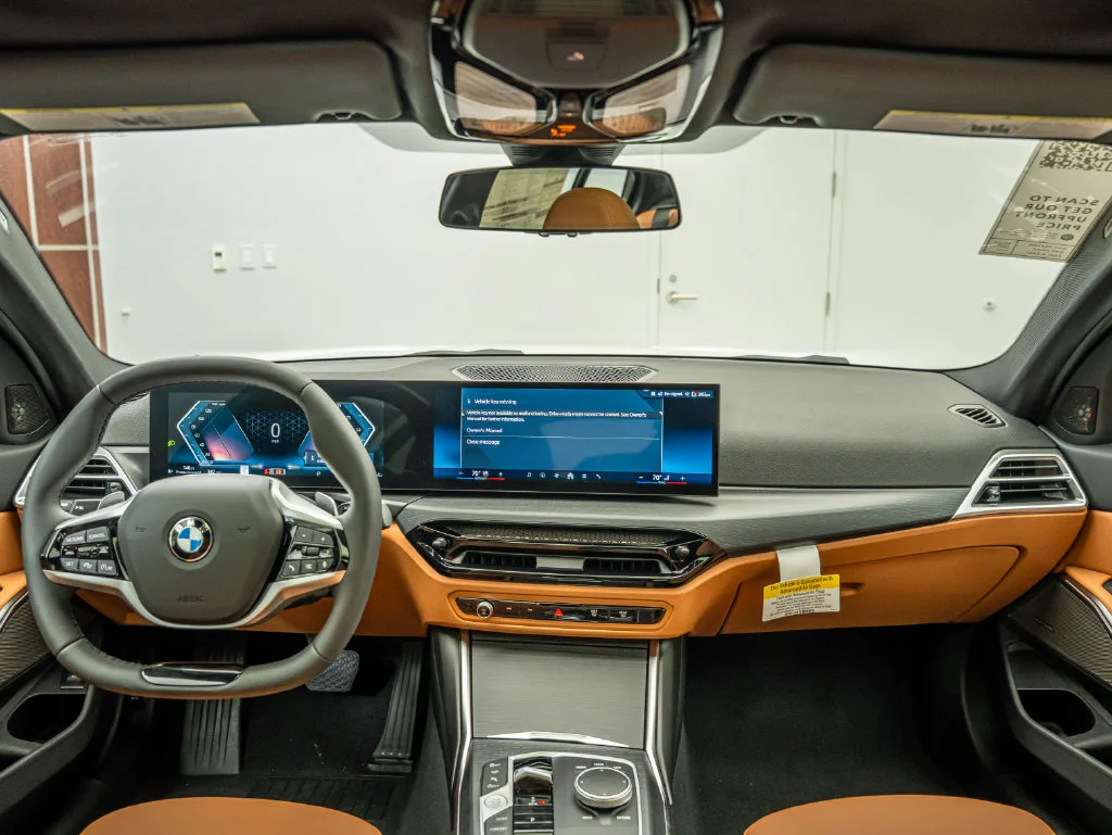 New 2026 Mineral White Metallic BMW 330i xDrive image 4