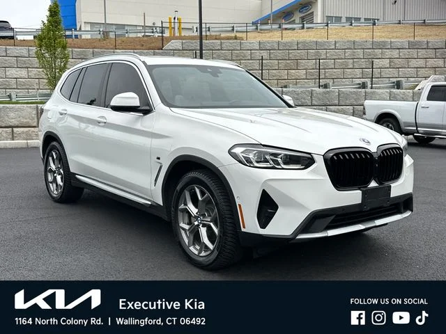 Used 2023 White BMW xDrive30i image 5