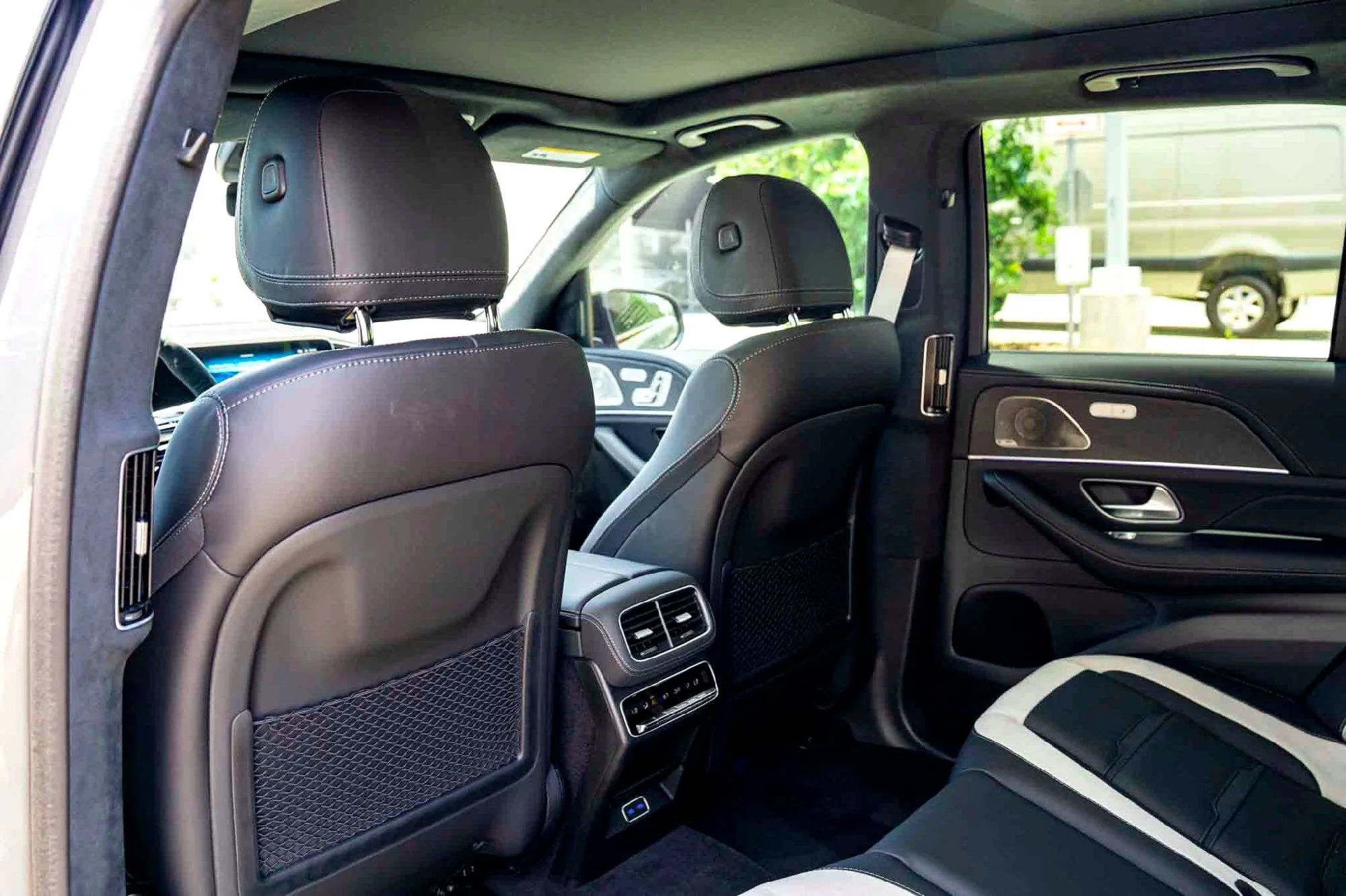 New 2026 Gray Mercedes-Benz AMG® GLE 63 S image 21