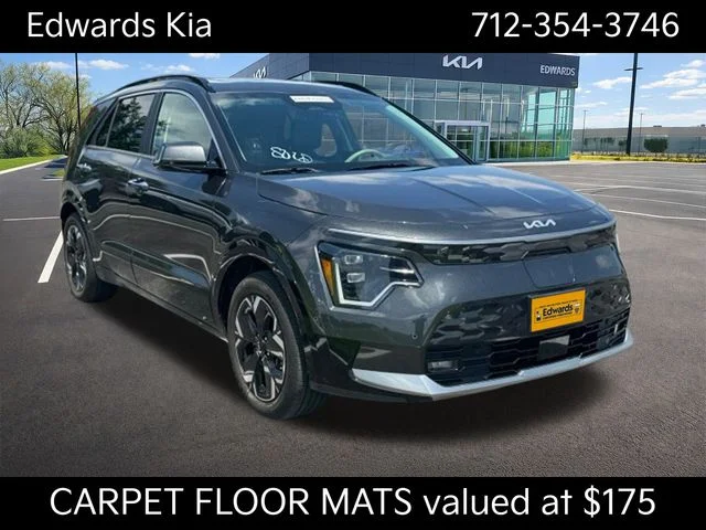 Used 2024 Gray Kia Wave image 1