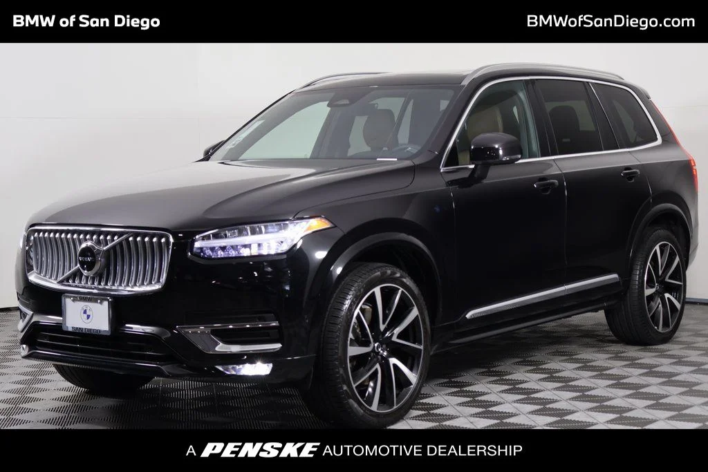 2023 Volvo XC90 B5 Plus 4WD's photo