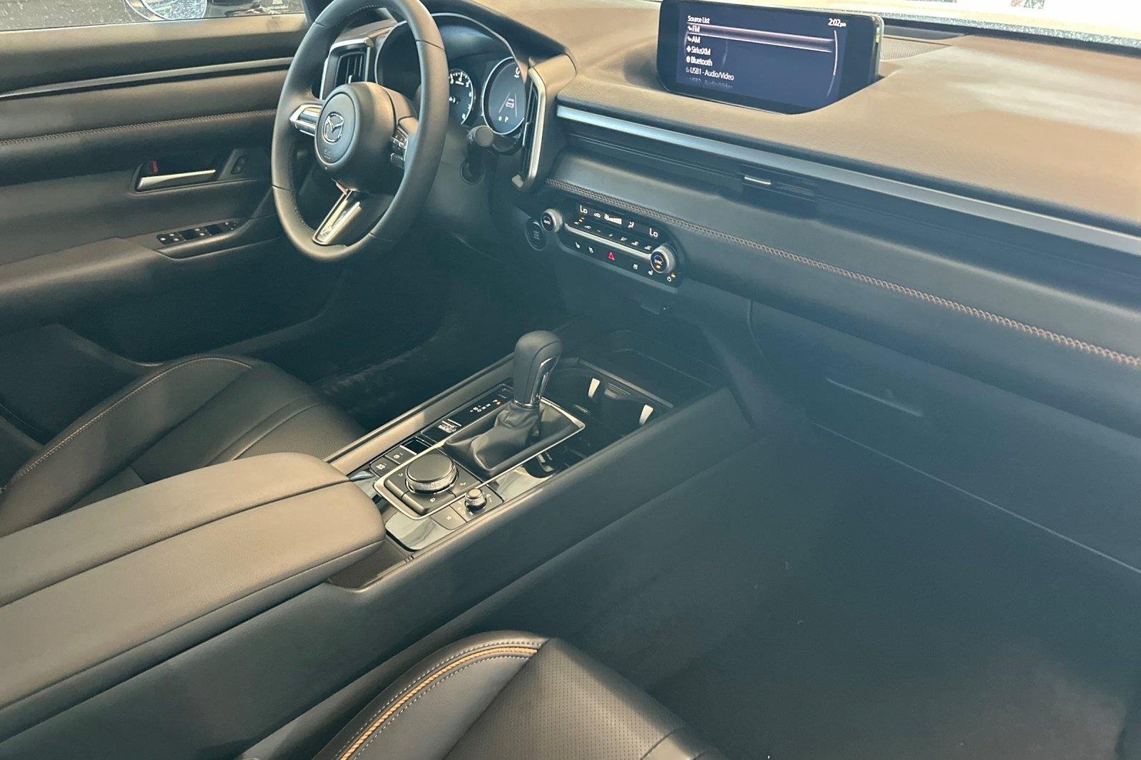 New 2026 Wind Chill Pearl Mazda 2.5 S Premium image 17