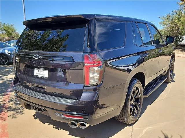 Used 2024 Gray Chevrolet RST 4x4 image 4
