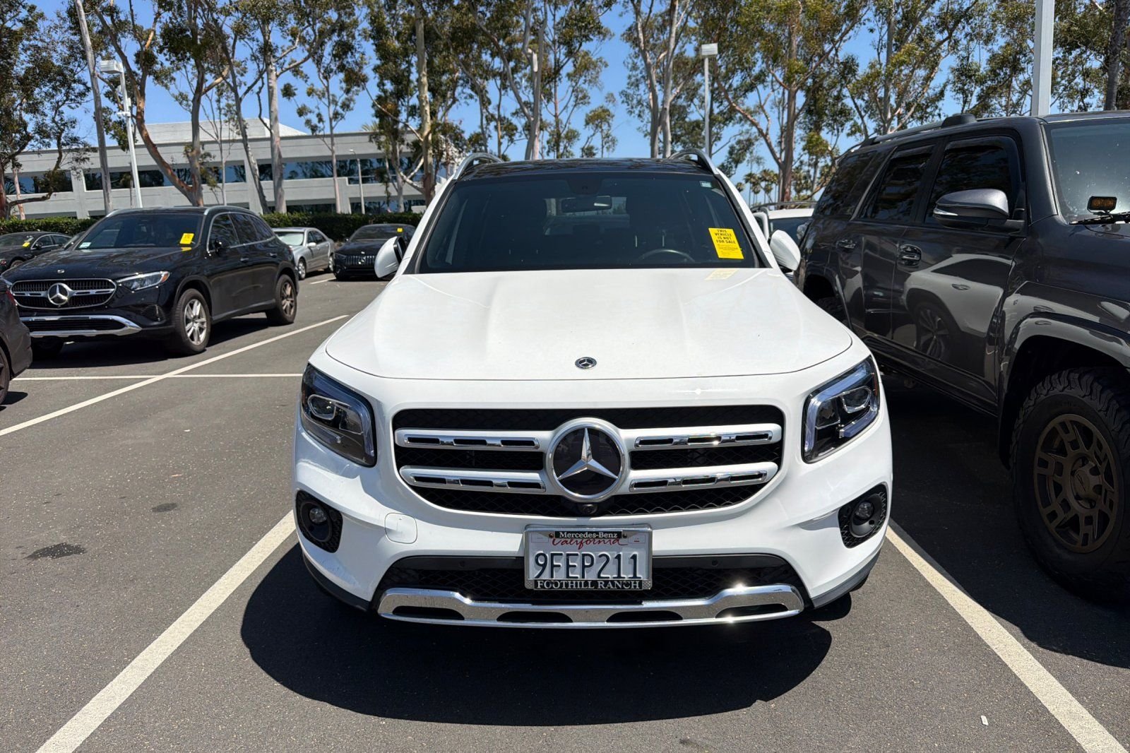 Certified Used 2022 White Mercedes-Benz GLB 250 image 2
