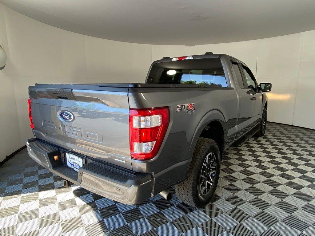 Used 2023 Gray Metallic Ford XL image 5