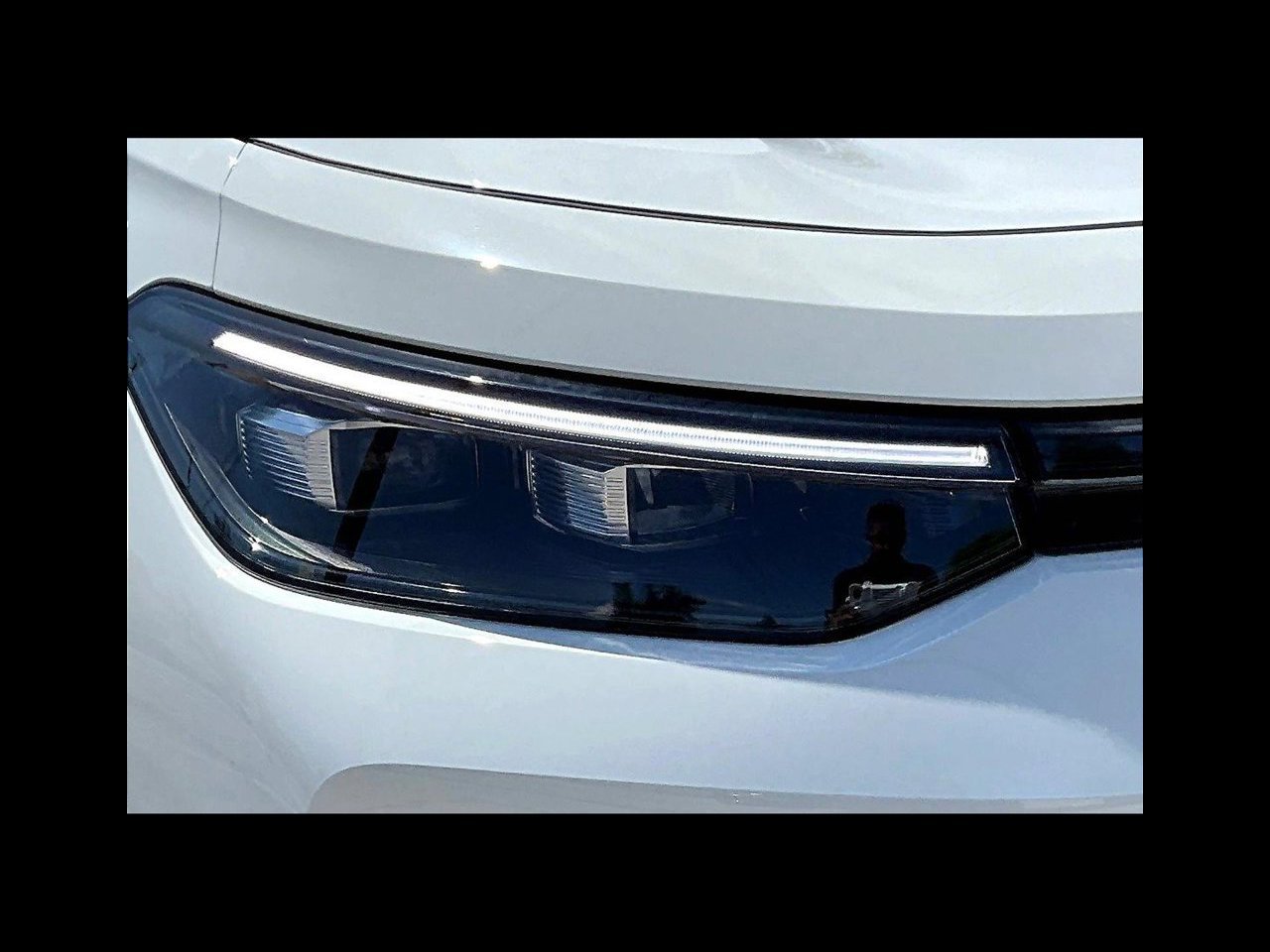 New 2026 Pure White Volkswagen 2.0T SE image 30