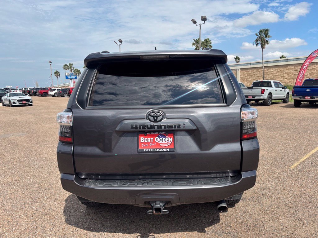 Used 2023 Gray Toyota SR5 Premium image 5