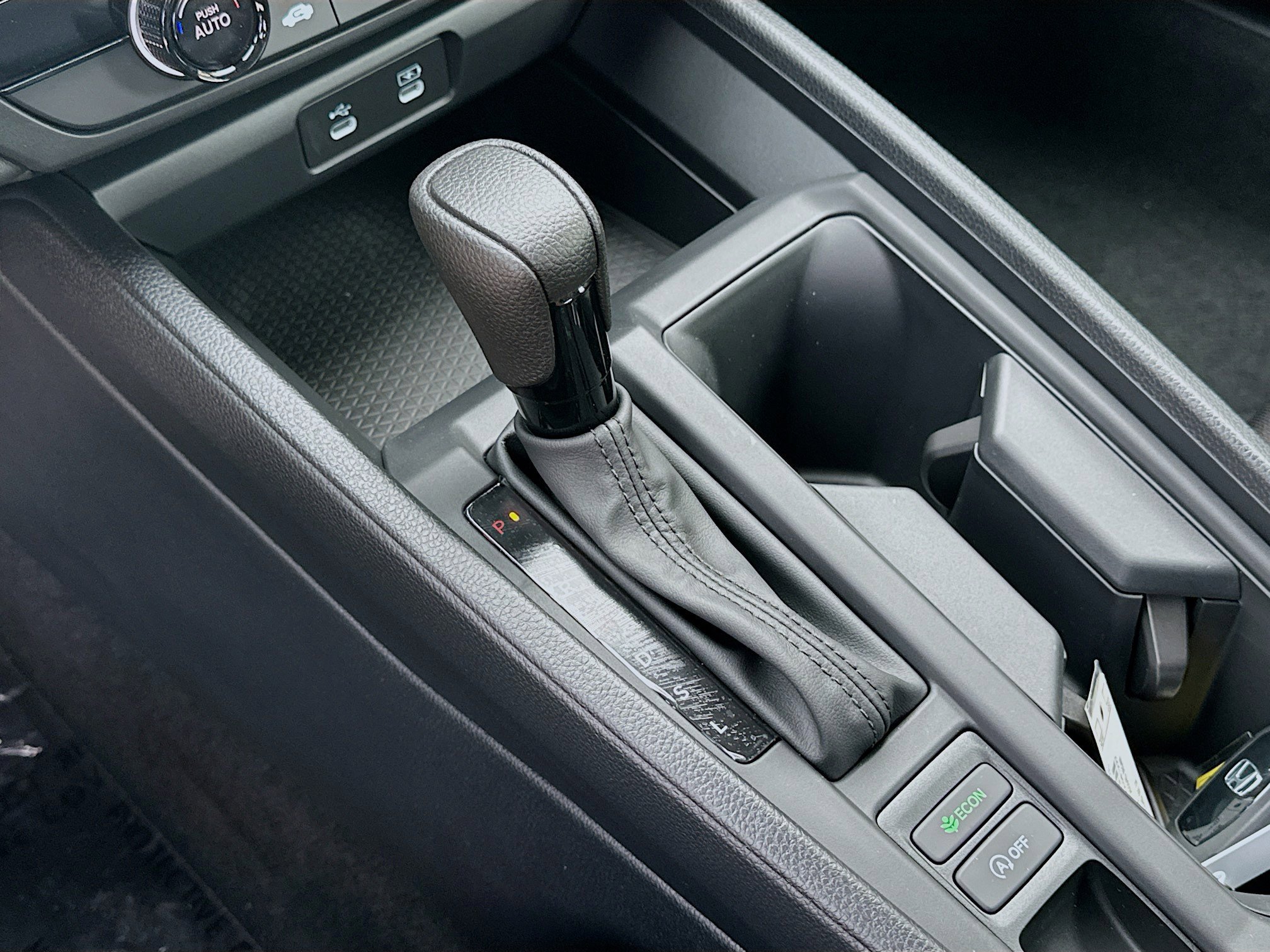 2025 Honda Accord LX - Photo 13