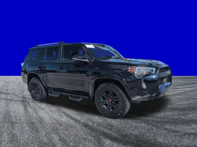 Used 2022 Black Toyota SR5 Premium image 2