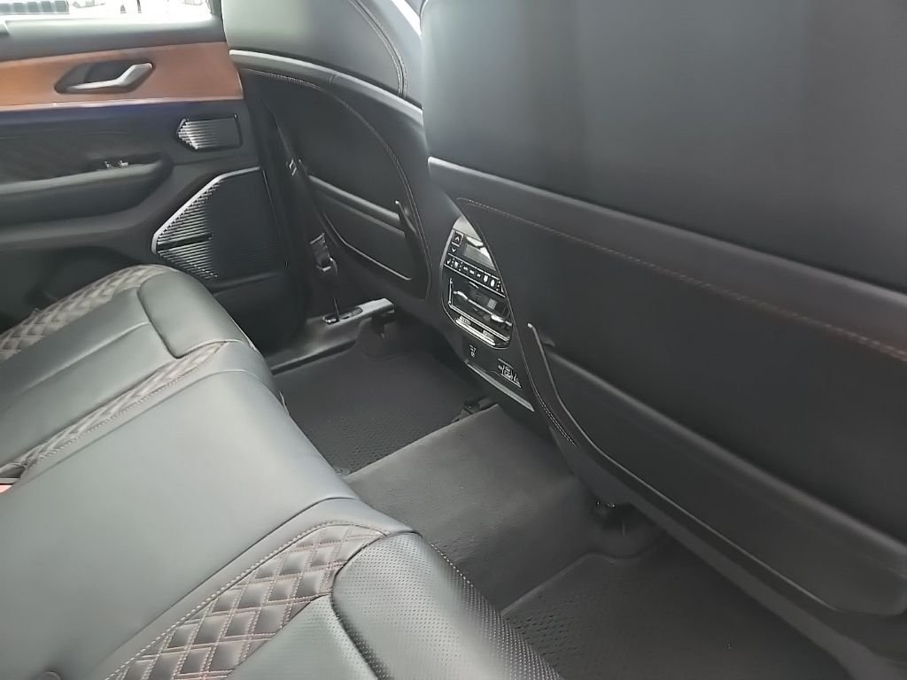Used 2022 White Jeep Summit Reserve image 100
