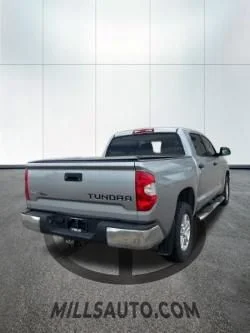 Used 2020 Silver Toyota SR5 image 4