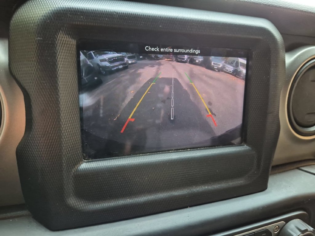 Used 2019 Gray Jeep Sport image 15