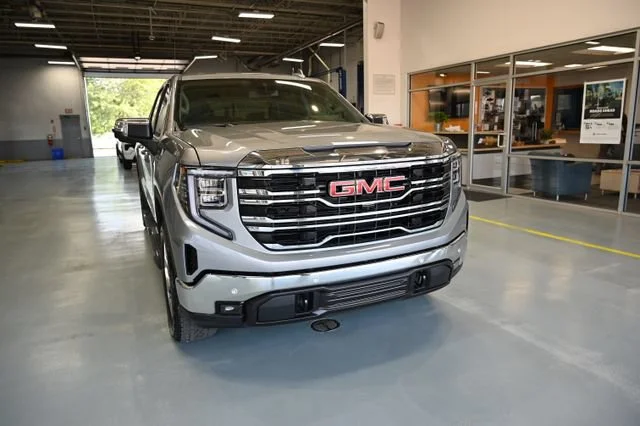 New 2026 Sterling Metallic GMC SLT image 3