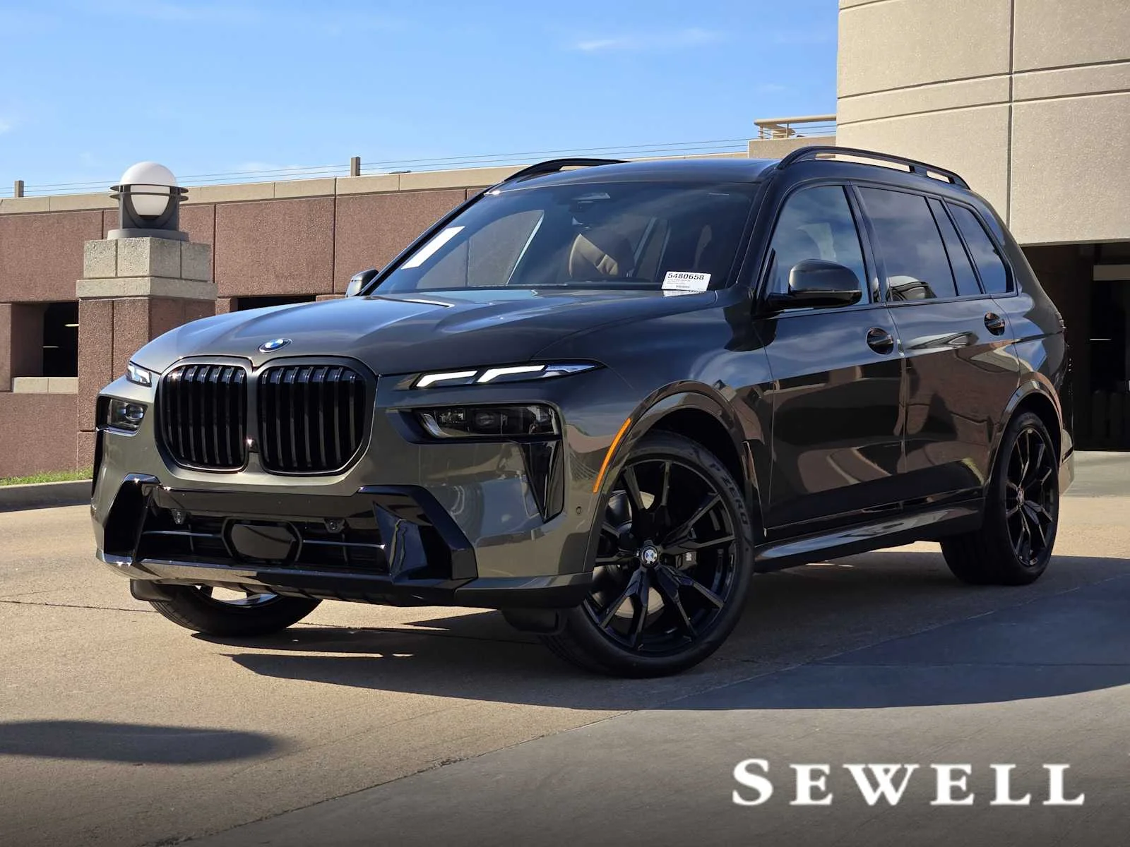 2027 BMW X7