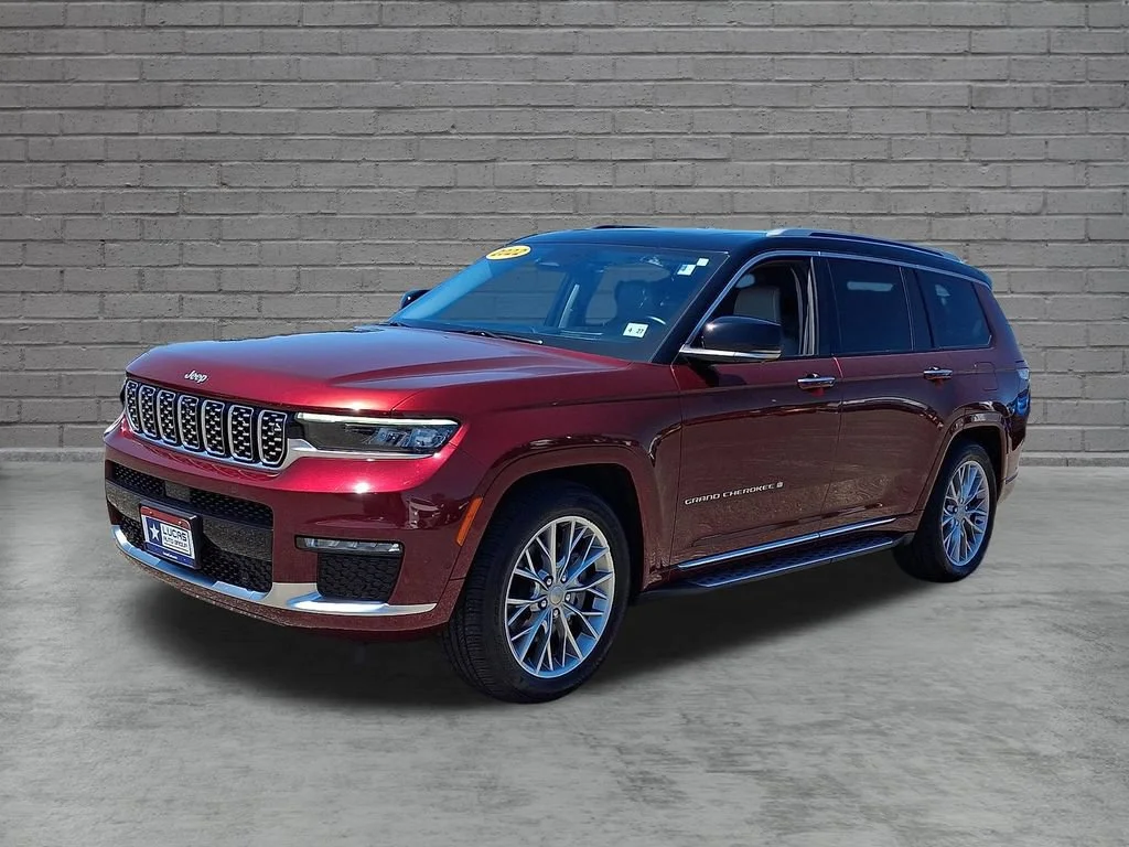 Used 2022 Velvet Red Pearlcoat Jeep Summit image 6