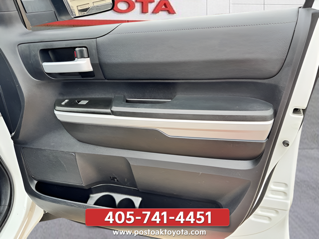 Used 2020 White Toyota SR5 image 38