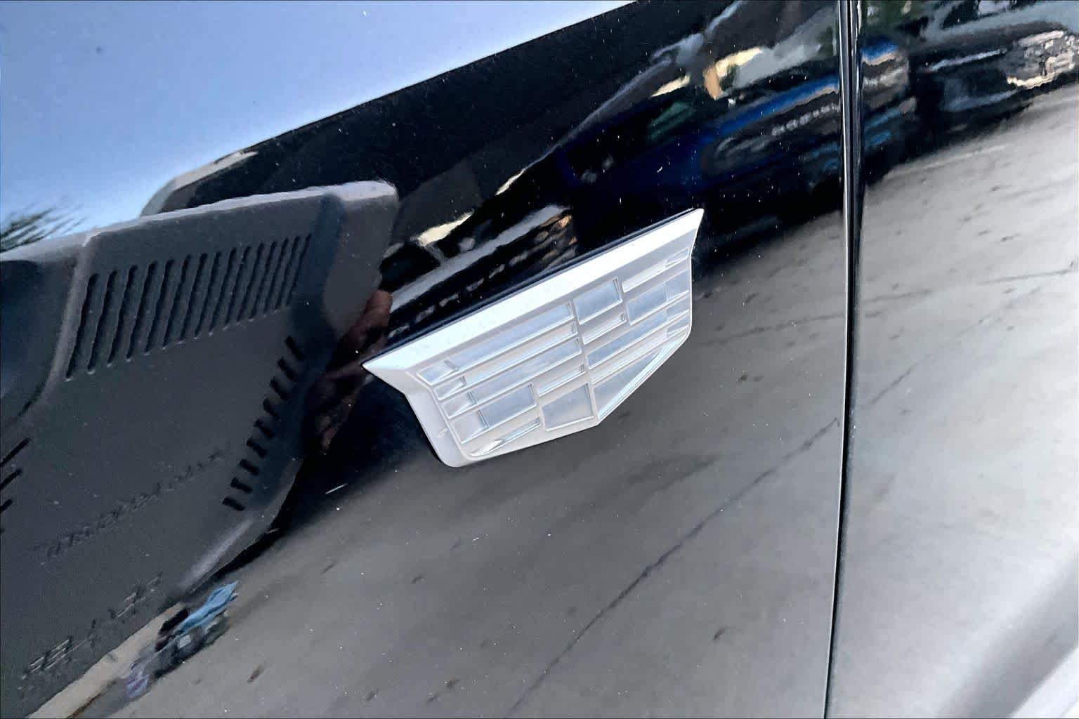 Used 2020 Stellar Black Metallic Cadillac FWD Premium Luxury image 14