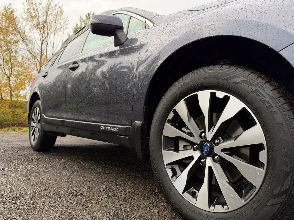 Used 2016 Carbide Gray Metallic Subaru 3.6R image 46