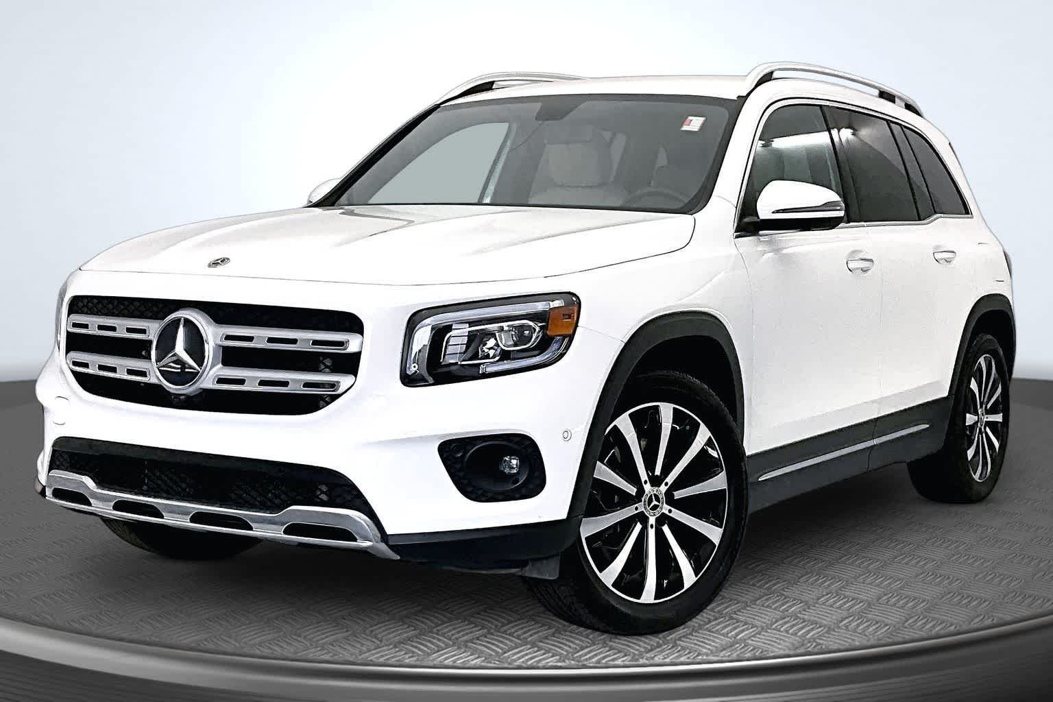 2022 Mercedes-Benz GLB GLB 250 4MATIC's photo